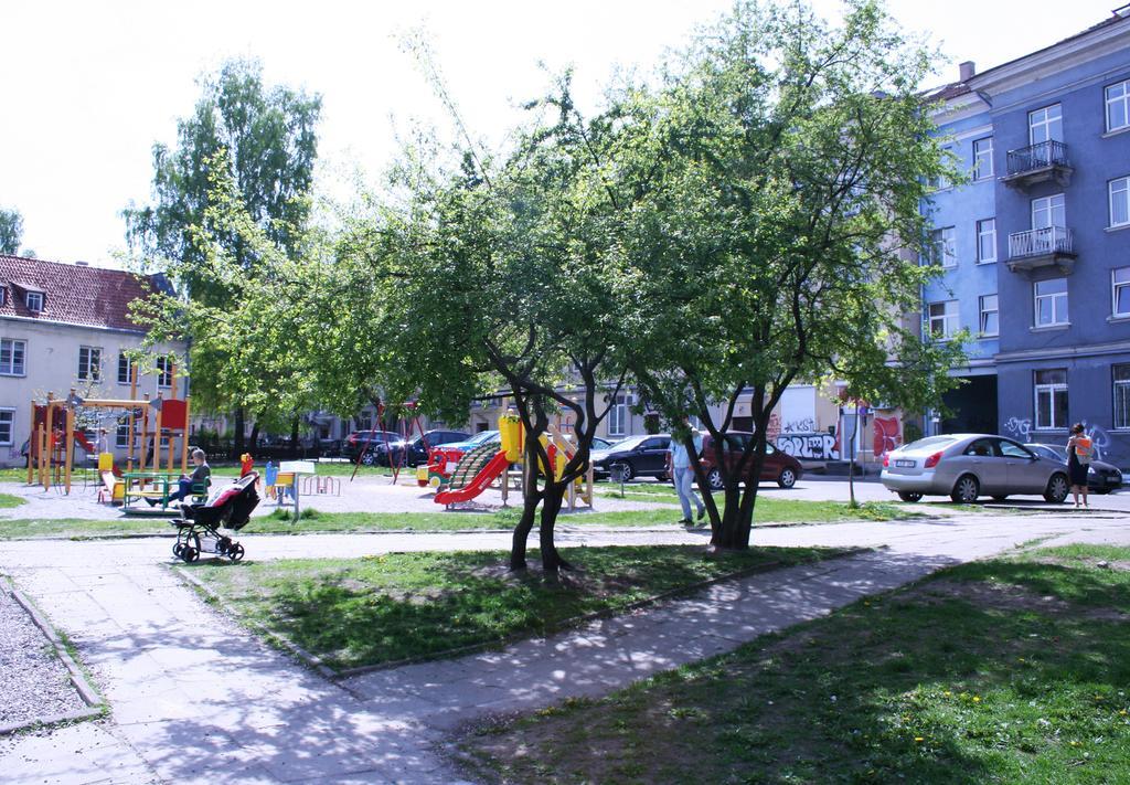 Old Town Apartment Antokolskio Вилнюс Екстериор снимка